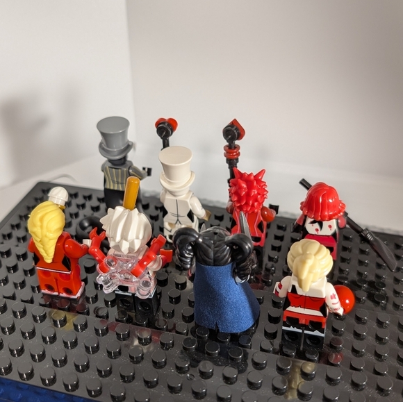 8 Minifigures- Hazbin Hotel Lego Compatible Minifigures with Accessories New! - Picture 5 of 9